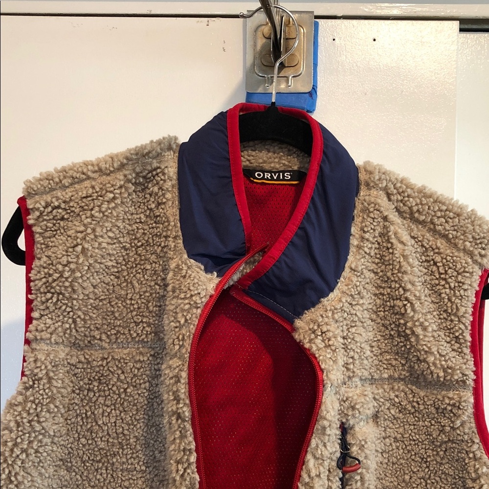 Orvis Beige Sherpa Vest with Red Trim and Navy Collar